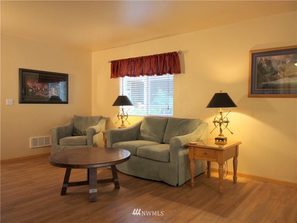 4213 Roxanna Loop Southeast Lacey, WA 98503 - Photo 6 of 24 Gallery Image 6