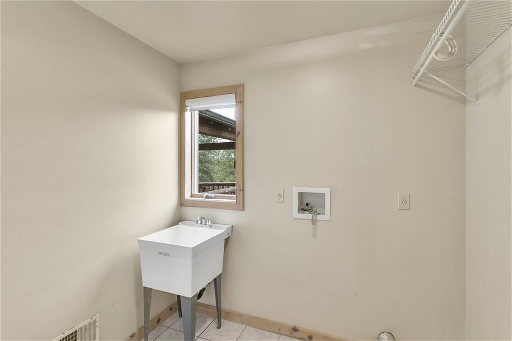 1484 Cavitt Road Monroeville, PA 15146 - Photo 18 of 44 Gallery Image 18