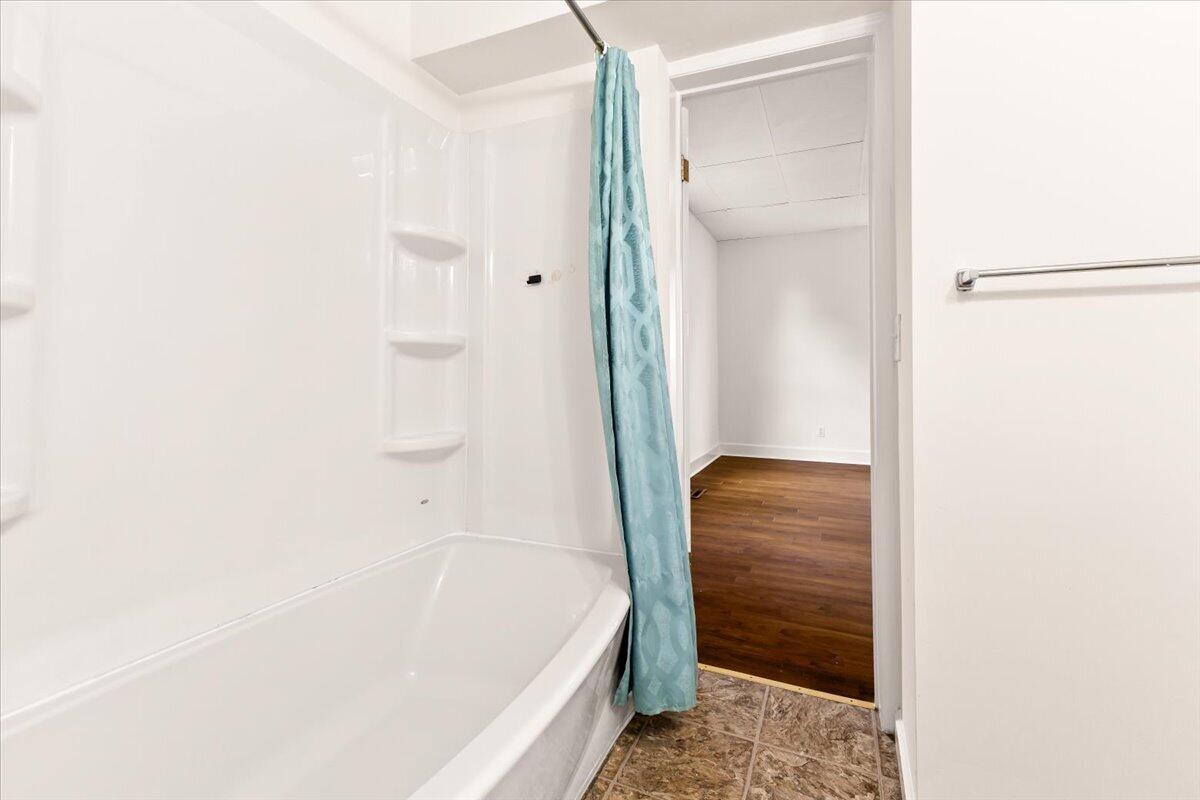 95 Spring Street Rocky Mount, VA 24151 - Photo 15 of 31 12-95 Spring St-12