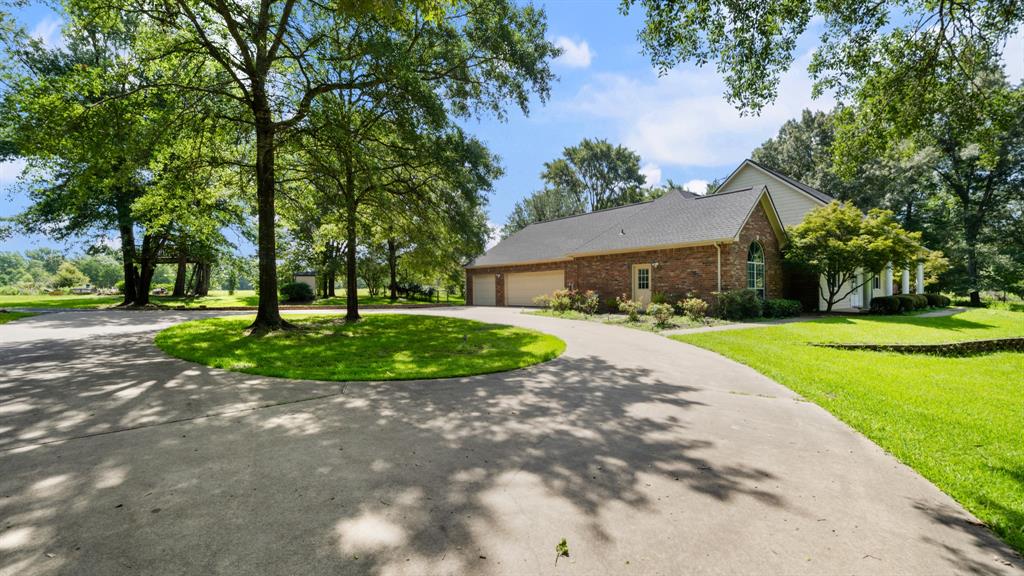 875 Arnold Paul Road Canton, TX 75103 - Photo 2 of 32