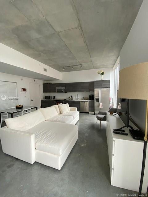 151 Southeast 1st Street, Unit 1202 Miami, FL 33131 - Photo 4 of 10