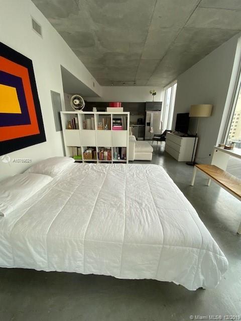 151 Southeast 1st Street, Unit 1202 Miami, FL 33131 - Photo 6 of 10