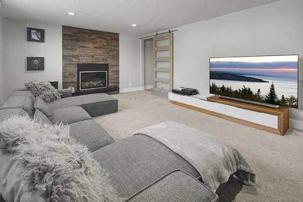 $770,000 | 6725 Valley View Road, Edina, MN 55439