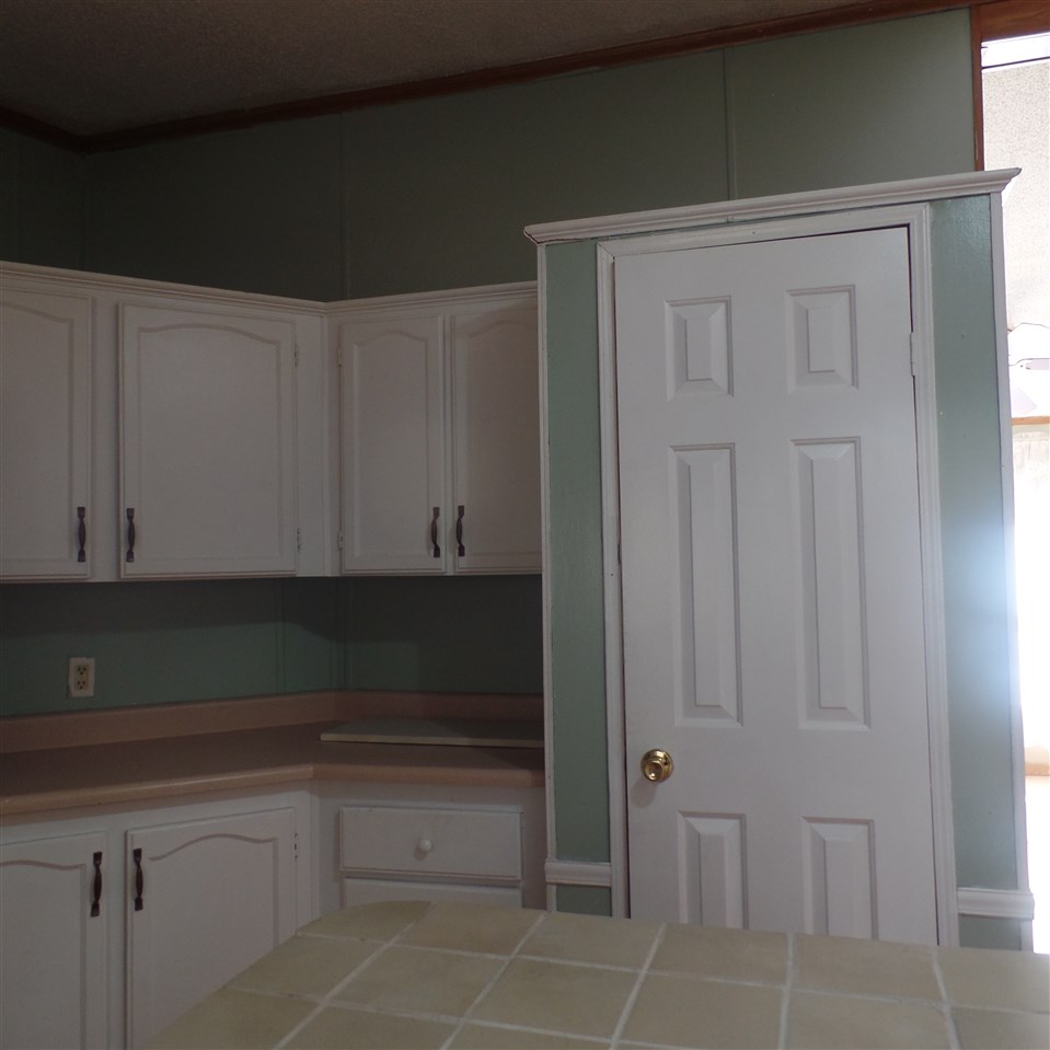5564 Salt River Road Shepherd, MI 48883 - Photo 17 of 25 1808010-16.JPG