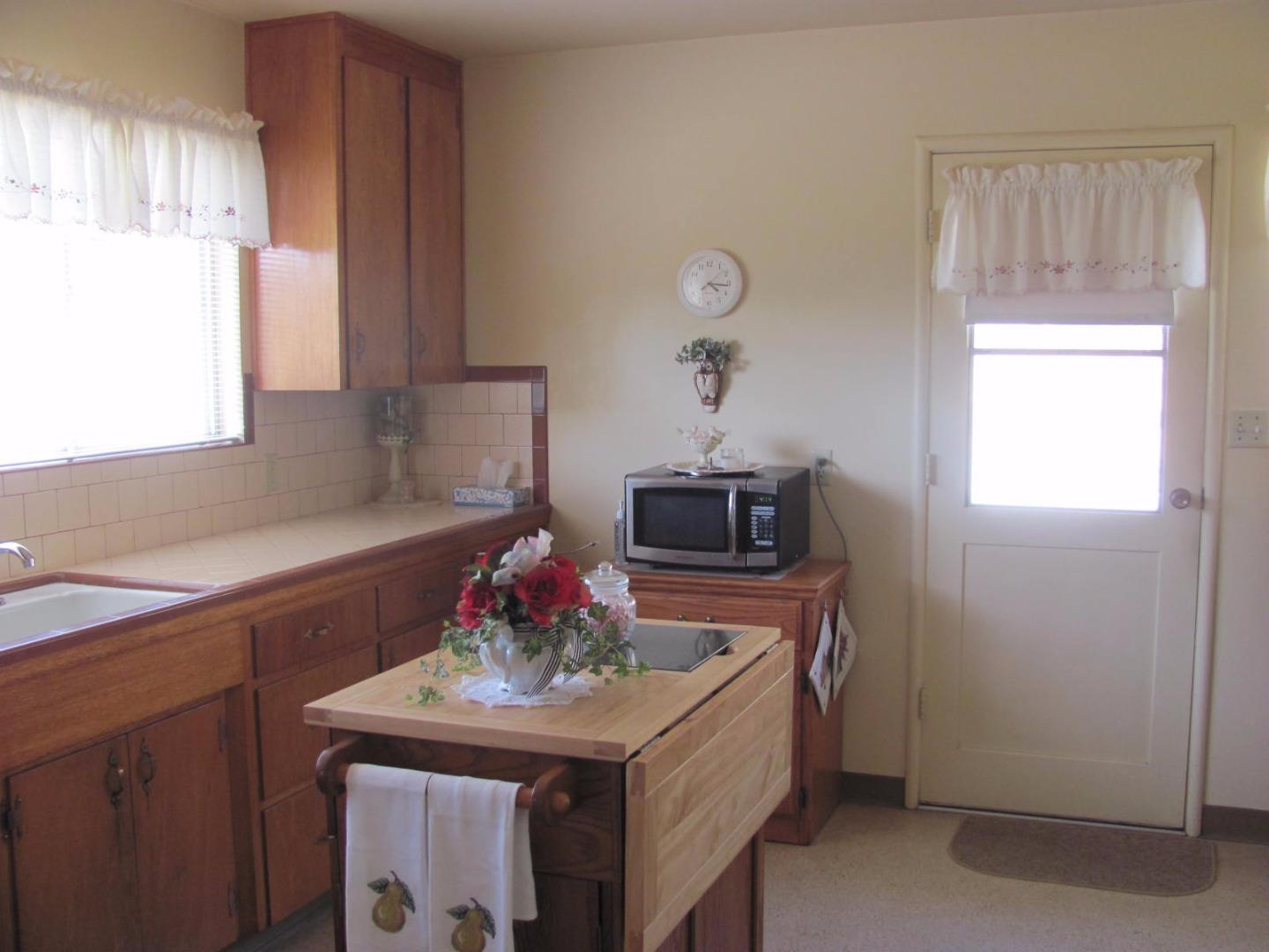 431 Maher Road Watsonville, CA 95076 - Photo 7 of 25 Gallery Image 7