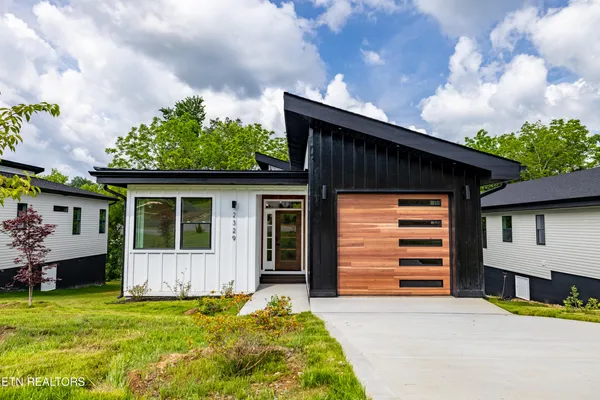 $439,900 | 2329 Rock Gardens Drive, Sevierville, TN 37876