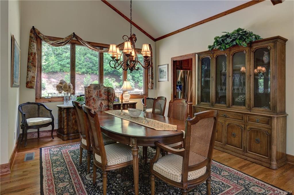 699 Gold Creek Road, Unit 27 Sapphire, NC 28774 - Photo 8 of 24 Gallery Image 8