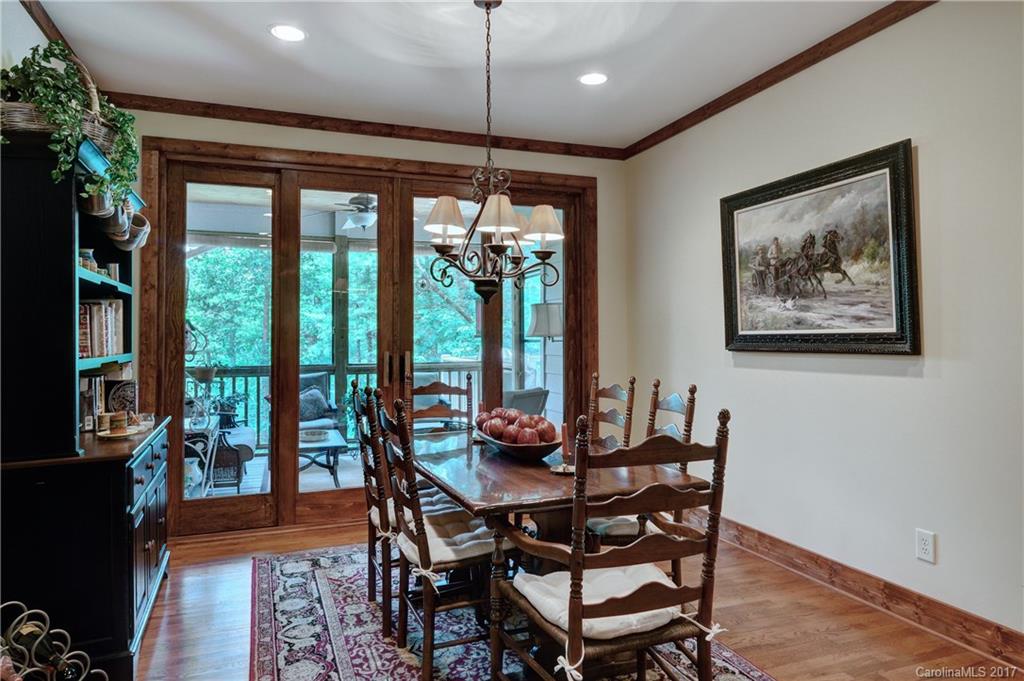 699 Gold Creek Road, Unit 27 Sapphire, NC 28774 - Photo 9 of 24 Gallery Image 9