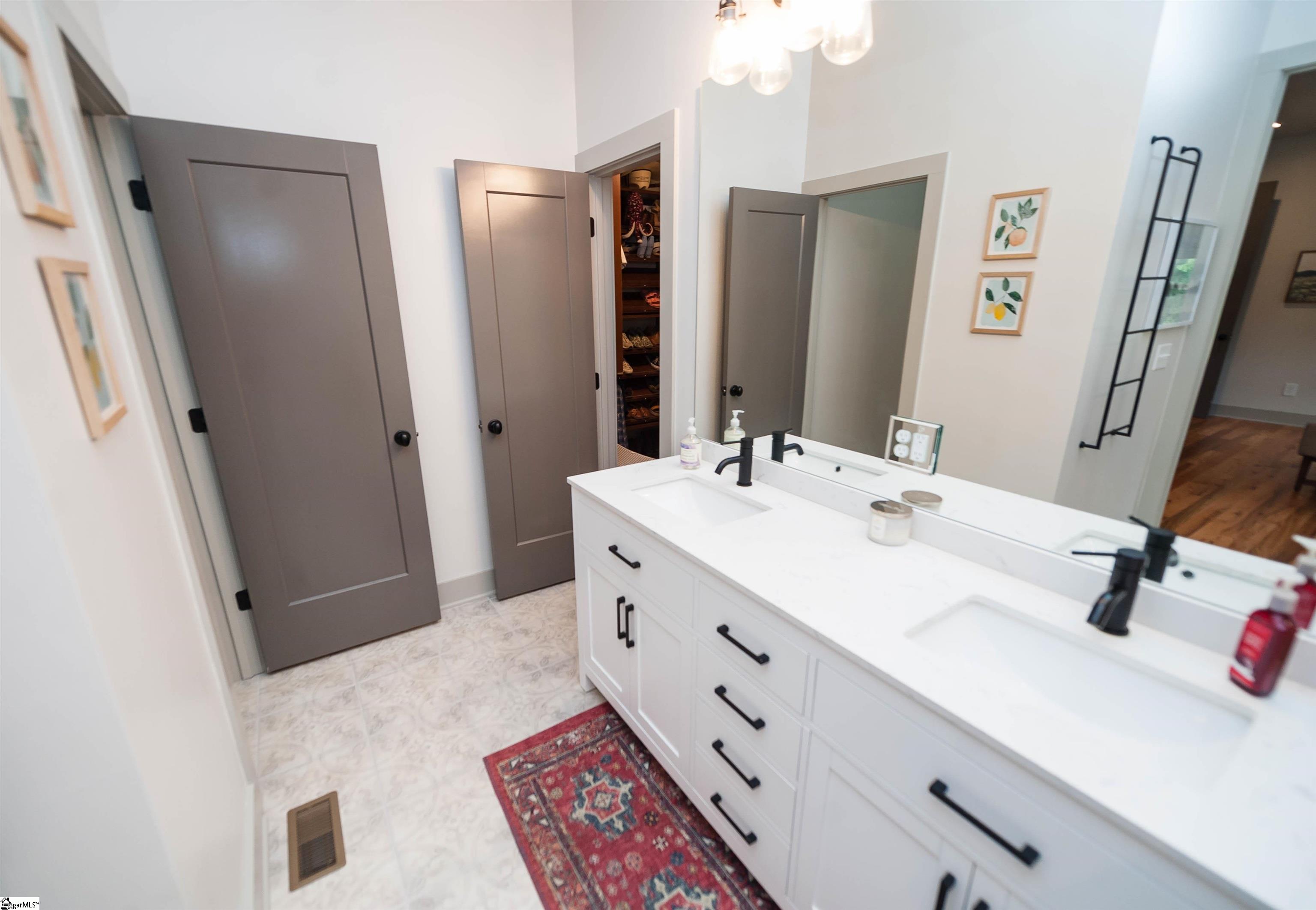 334 Old Rutherford Road Taylors, SC 29687 - Photo 26 of 36
