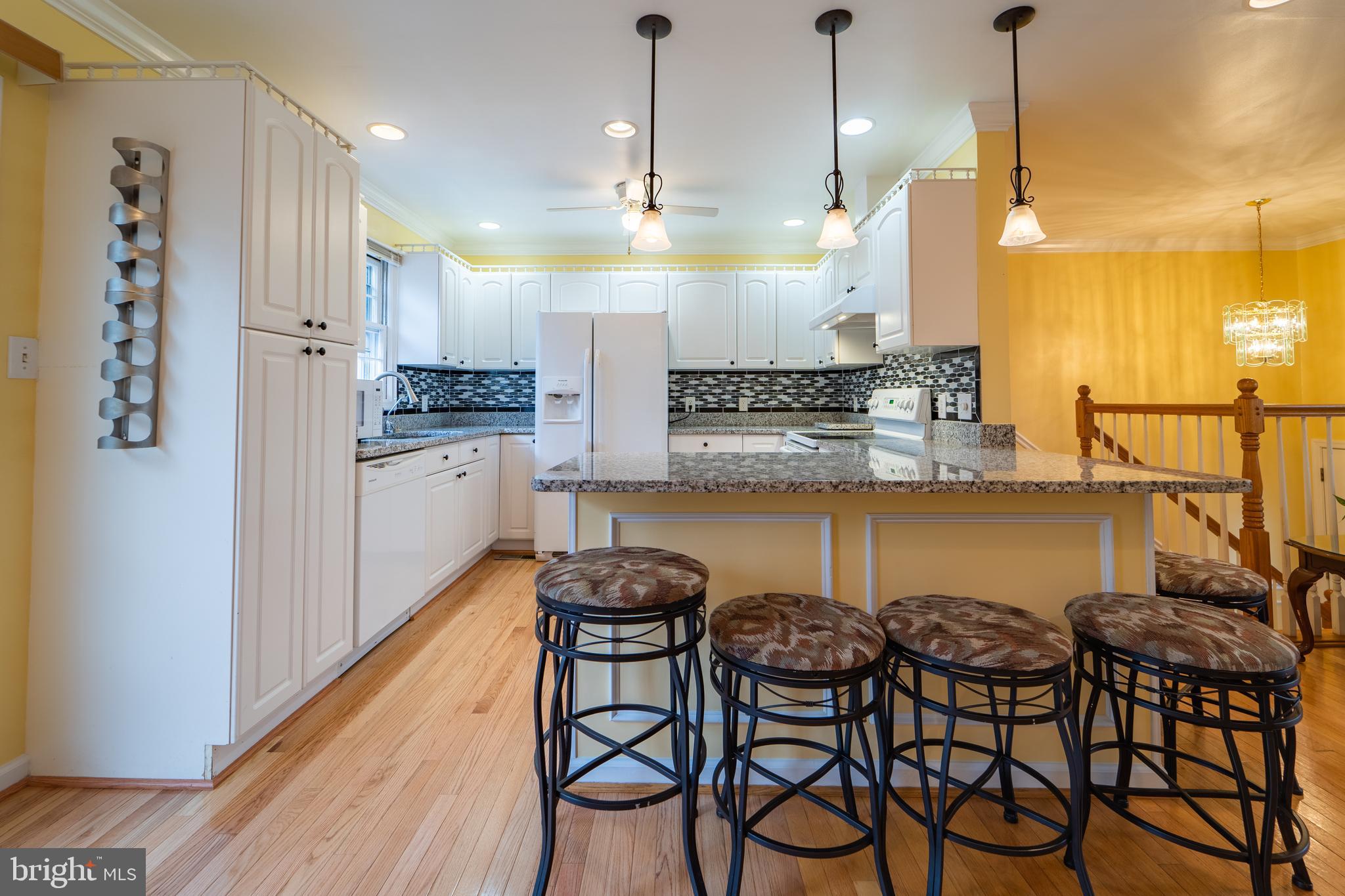 Bright and Roomy