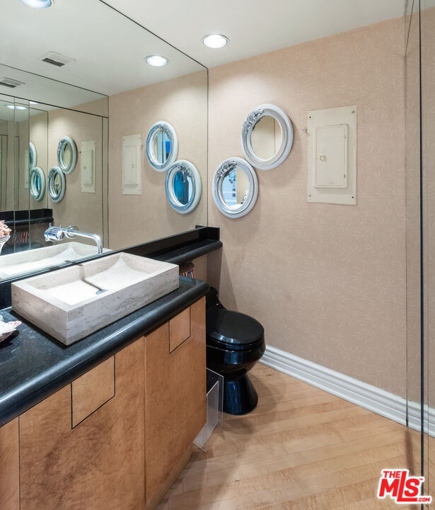 23904 De Way, Unit B Malibu, CA 90265 - Photo 13 of 33 Gallery Image 13