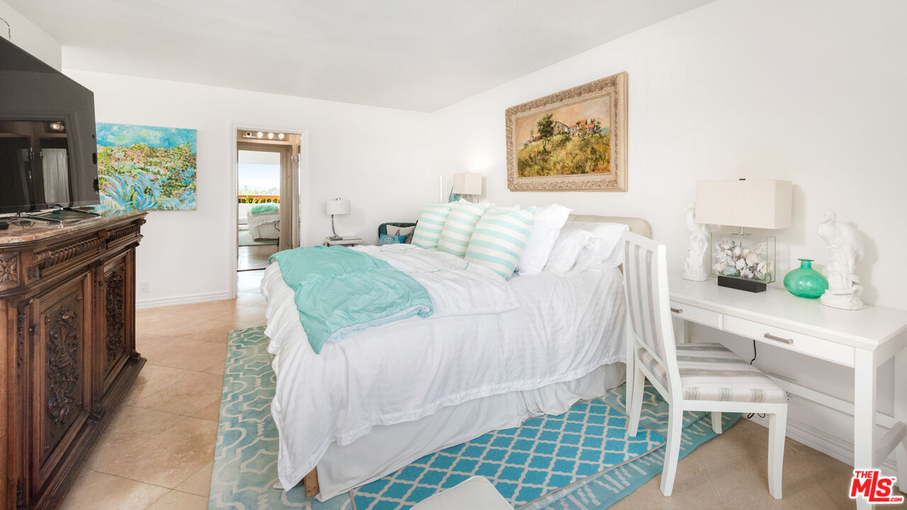 23904 De Way, Unit B Malibu, CA 90265 - Photo 19 of 33 Gallery Image 19
