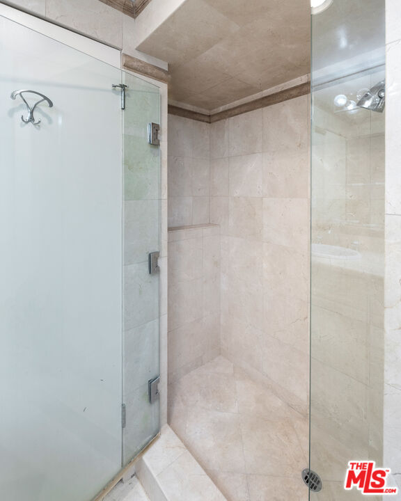 23904 De Way, Unit B Malibu, CA 90265 - Photo 21 of 33 Gallery Image 21