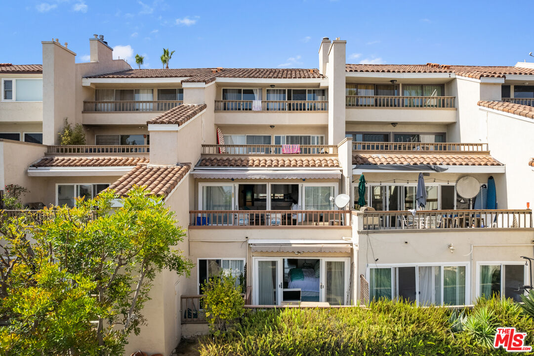 23904 De Way, Unit B Malibu, CA 90265 - Photo 28 of 33 Gallery Image 28