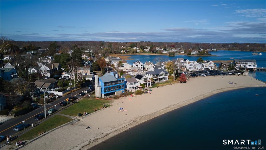233 Hillspoint Road Westport, CT 06880 - Photo 8 of 17 Gallery Image 8