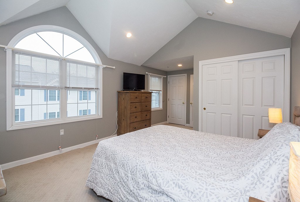 1005 Trapelo Road, Unit 6 Waltham, MA 02452 - Photo 18 of 24 Gallery Image 18