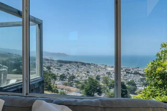 $1,350,000 | 262 Beachview Avenue, Unit 5, Pacifica, CA 94044