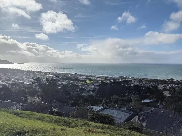 $1,350,000 | 262 Beachview Avenue, Unit 5, Pacifica, CA 94044