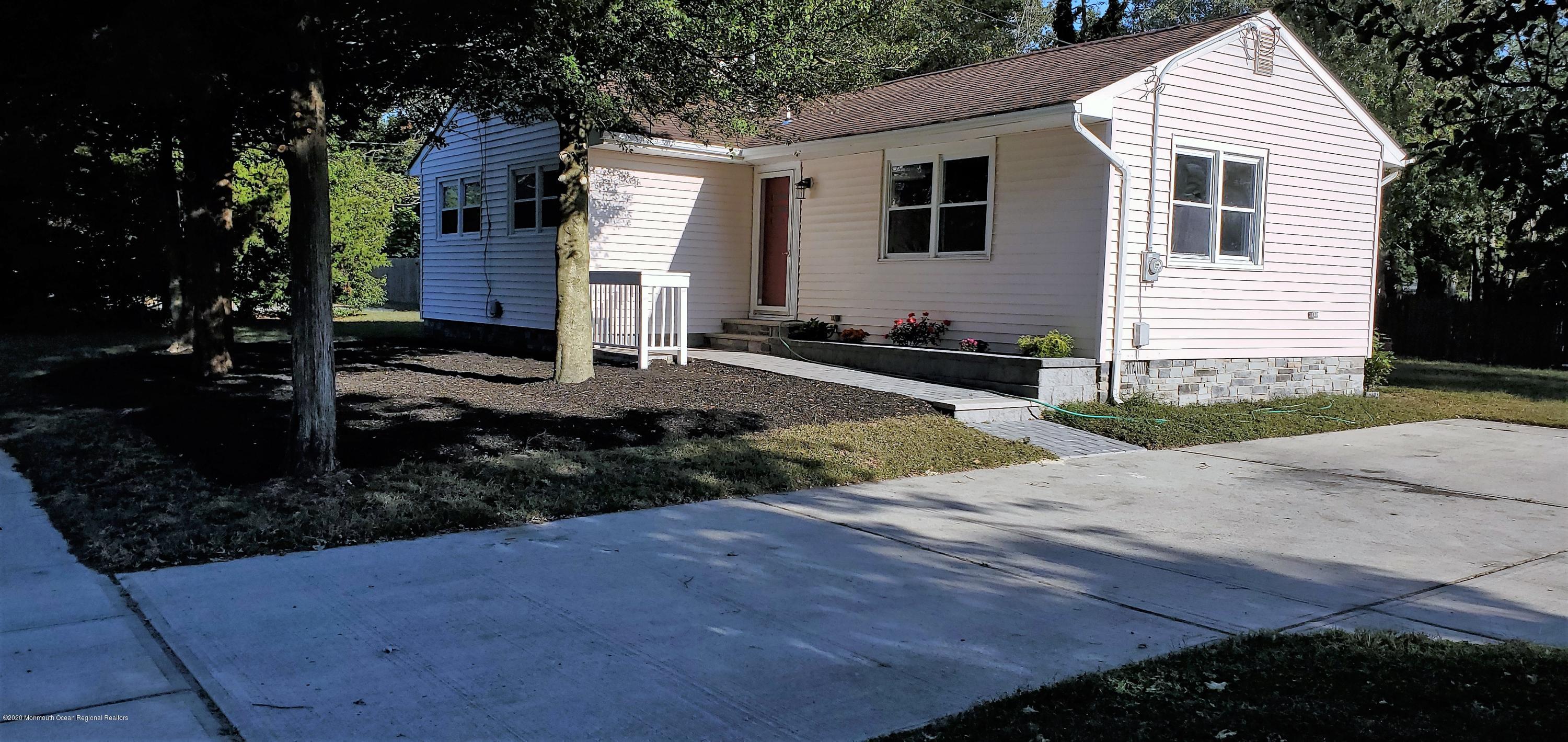 430 Drum Point Road Brick, NJ 08723 - Photo 3 of 23 20201009_090819