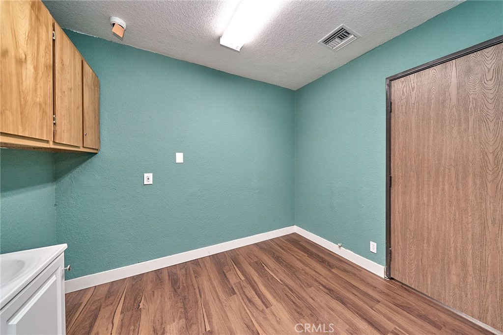 5430 Arlington Avenue Riverside, CA 92504 - Photo 11 of 26