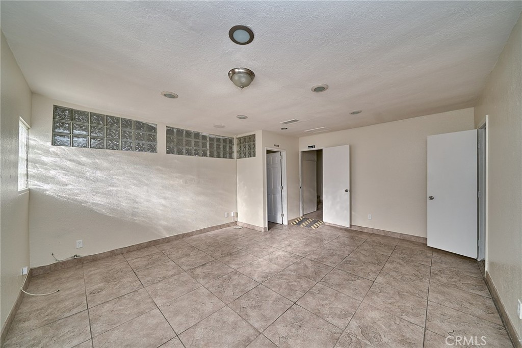 5430 Arlington Avenue Riverside, CA 92504 - Photo 18 of 26