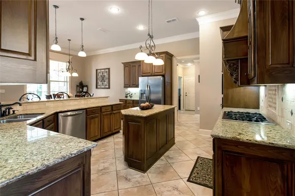 $795,000 | 6518 Rochester Way, Tyler, TX 75703