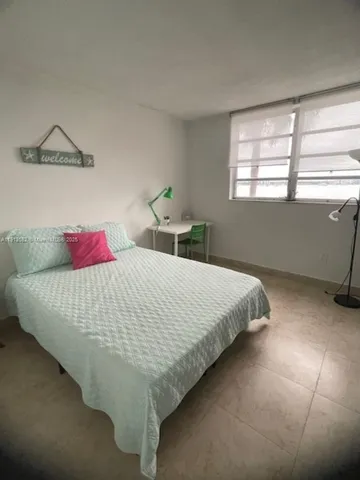 $2,100 | 2920 Point E Drive, Unit N106, Aventura, FL 33160