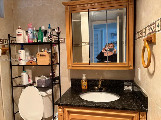 $2,100 | 2920 Point E Drive, Unit N106, Aventura, FL 33160