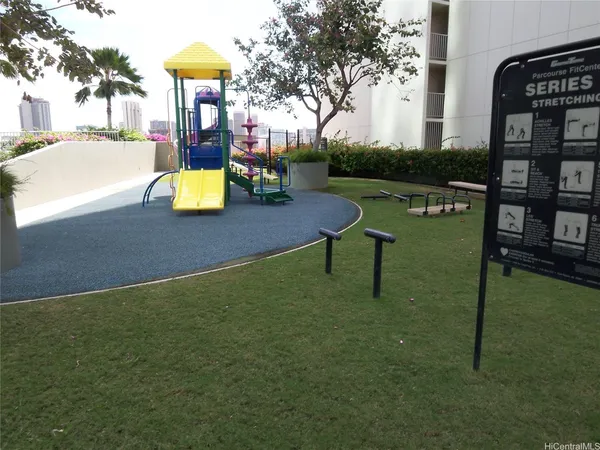 $3,395 | 88 Piikoi Street, Unit 606, Honolulu, HI 96814