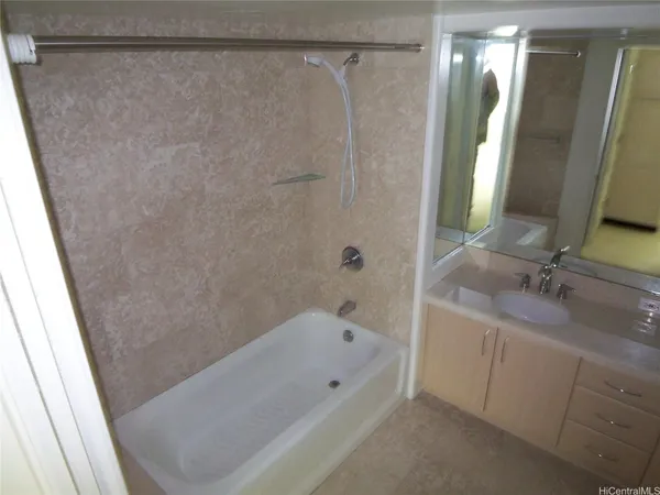 $3,395 | 88 Piikoi Street, Unit 606, Honolulu, HI 96814