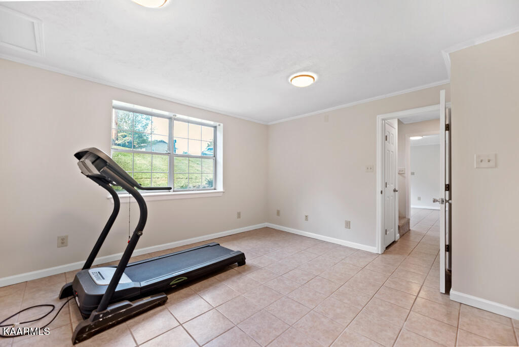 3400 Inverness Road Knoxville, TN 37931 - Photo 12 of 24 Master Bedroom lower level