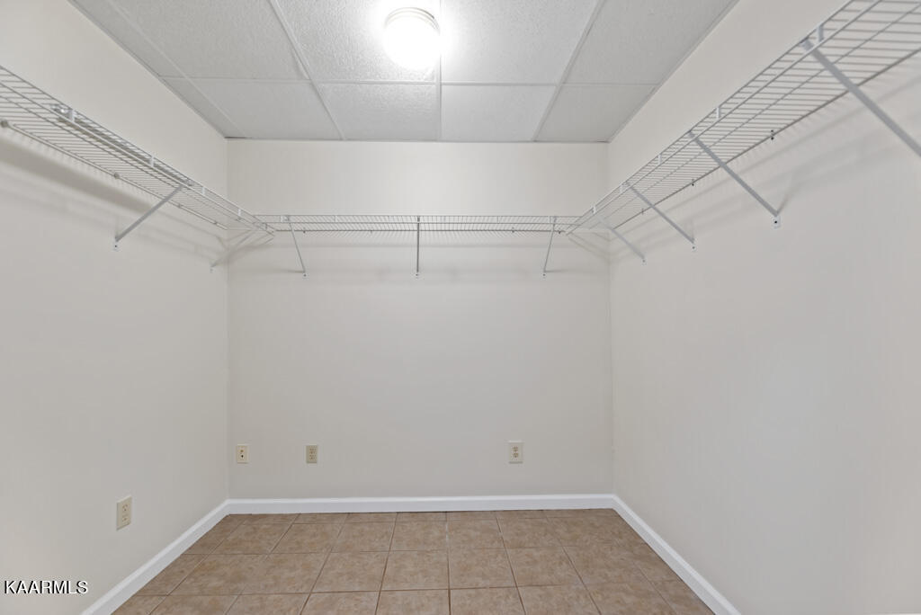 3400 Inverness Road Knoxville, TN 37931 - Photo 14 of 24 Master Closet