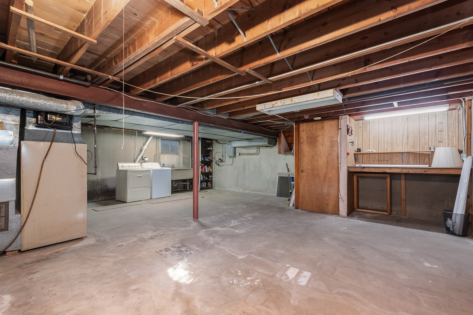 8 South Mt Prospect Road Mount Prospect, IL 60056 - Photo 18 of 25 a view of a garage