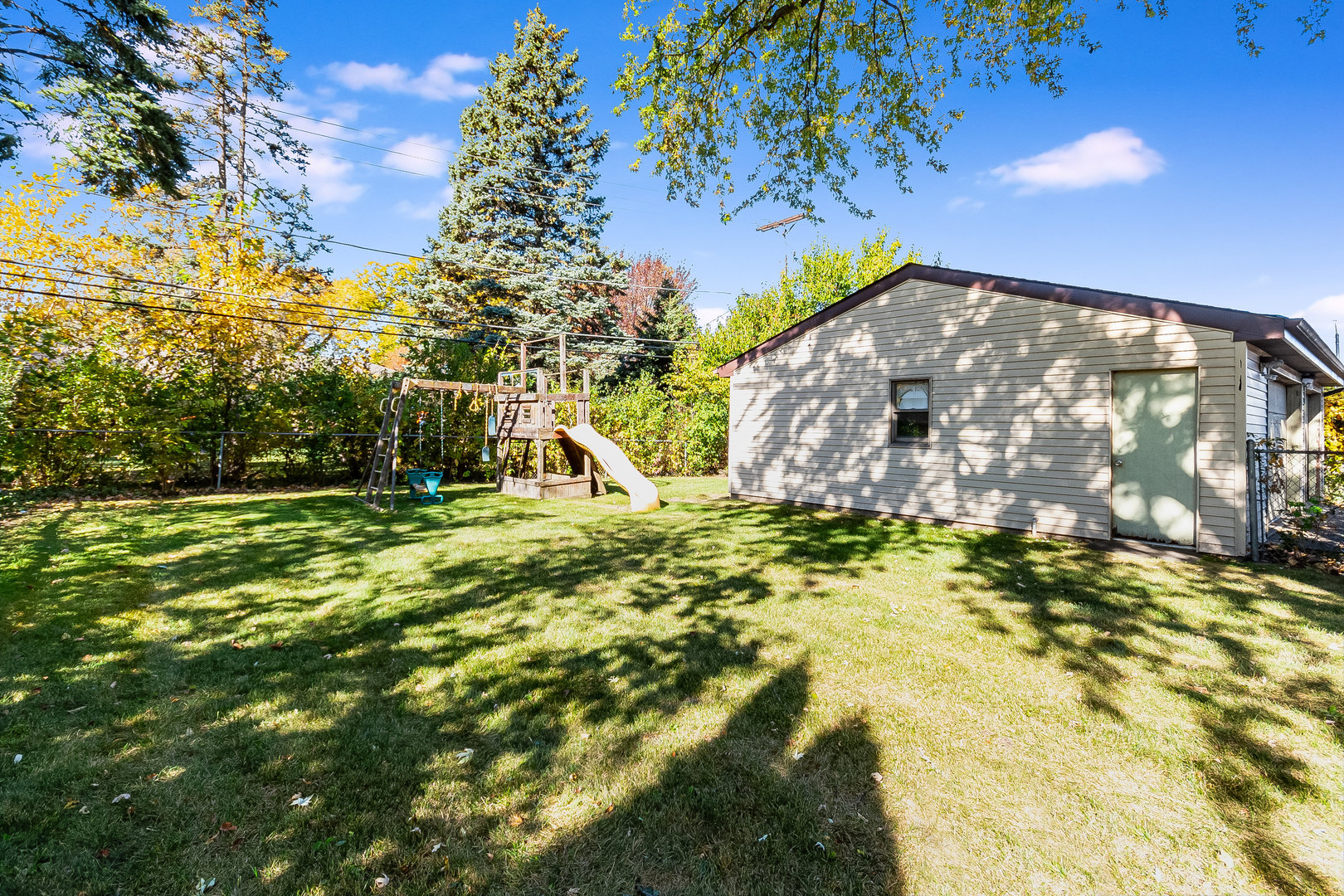 8 South Mt Prospect Road Mount Prospect, IL 60056 - Photo 22 of 25 a view of swimming pool