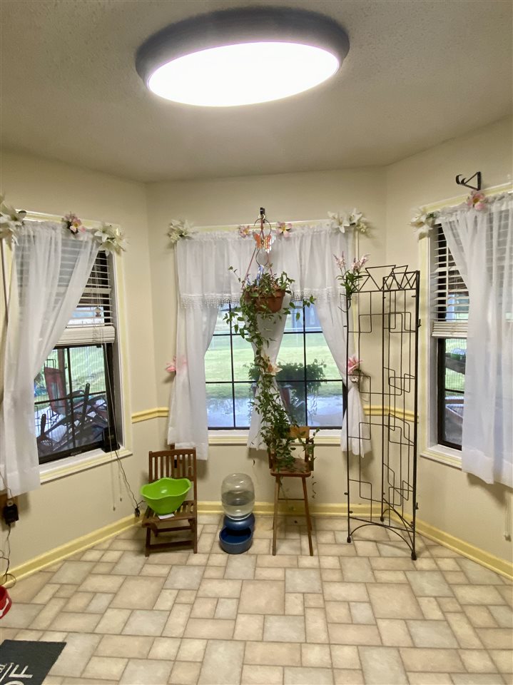 4035 Kerr Road Millington, TN 38053 - Photo 4 of 25 Gallery Image 4
