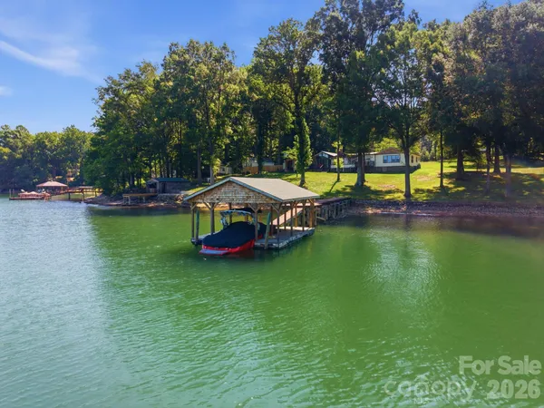 $2,200,000 | 1367 Roundstone Road, Sherrills Ford, NC 28673