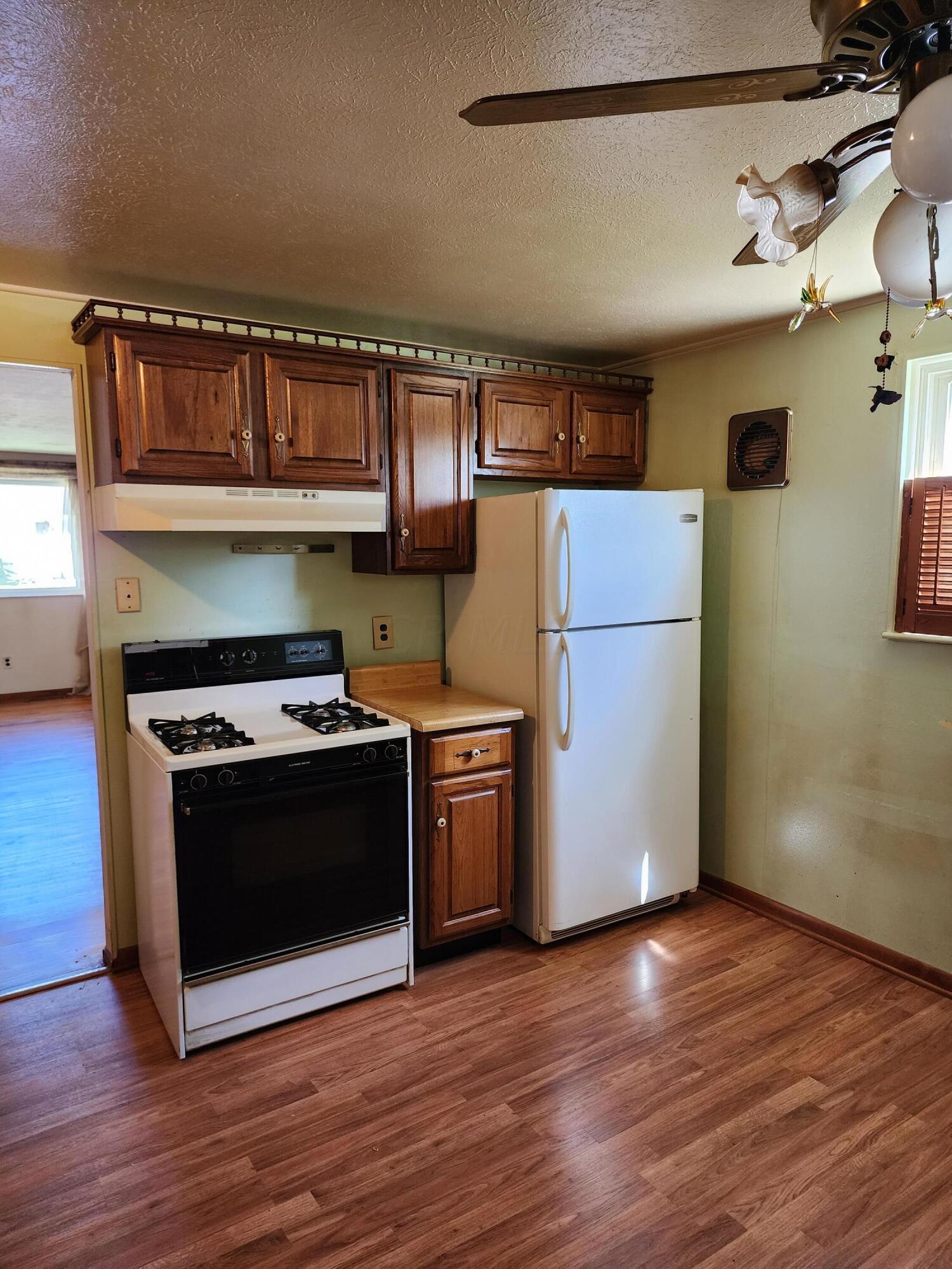 3977 Lynward Road Columbus, OH 43228 - Photo 22 of 50 20220923_125754