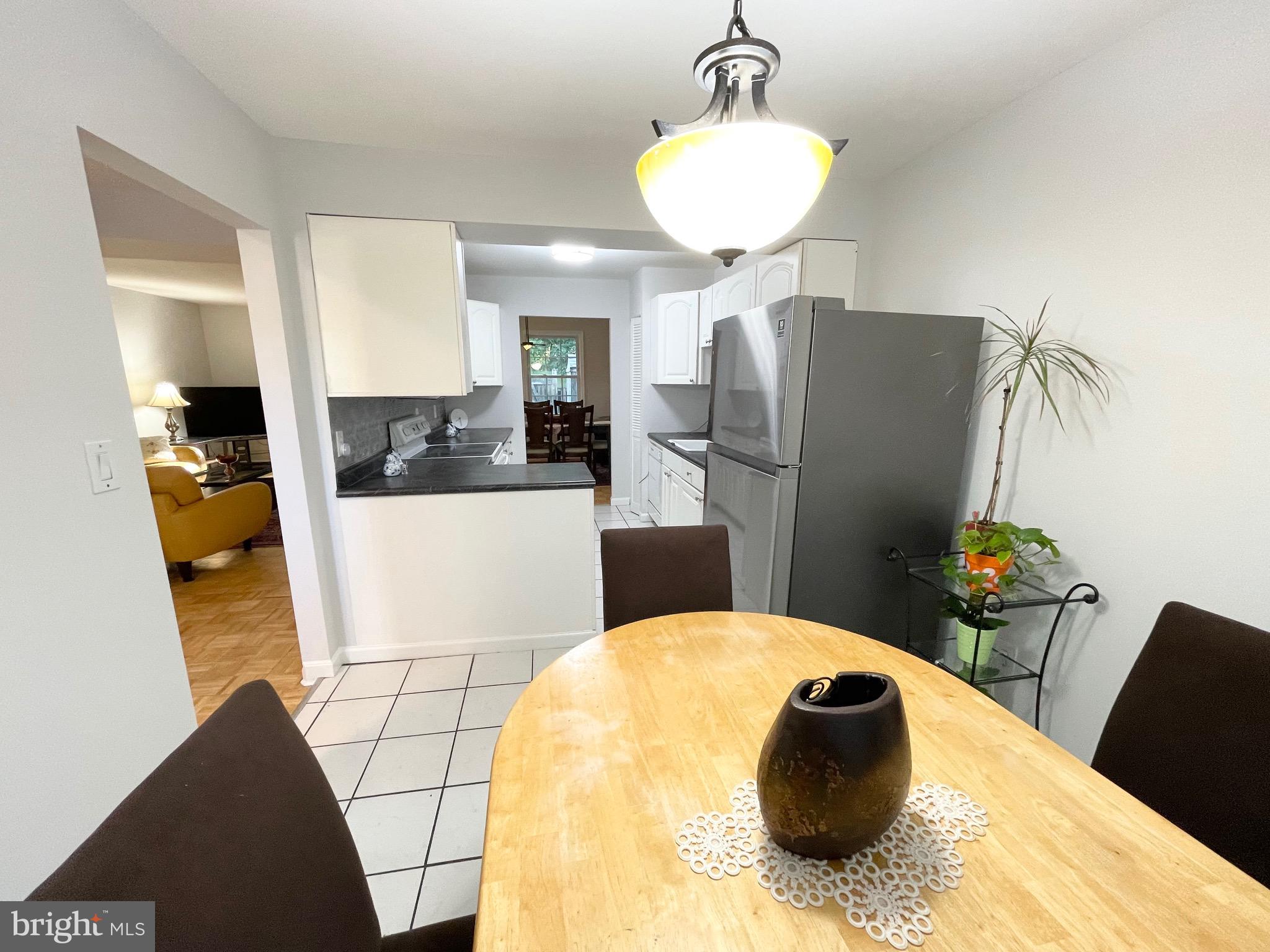 16 Oak Shade Road Gaithersburg, MD 20878 - Photo 17 of 47 Gallery Image 17