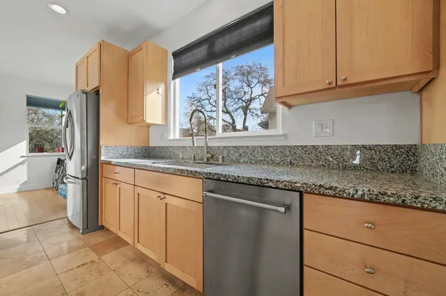 $564,000 | 2302 Lake View Circle, Valley Springs, CA 95252