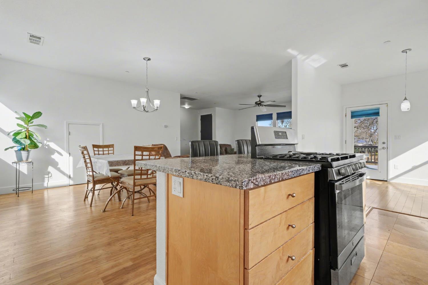 2302 Lake View Circle Valley Springs, CA 95252 - Photo 49 of 99