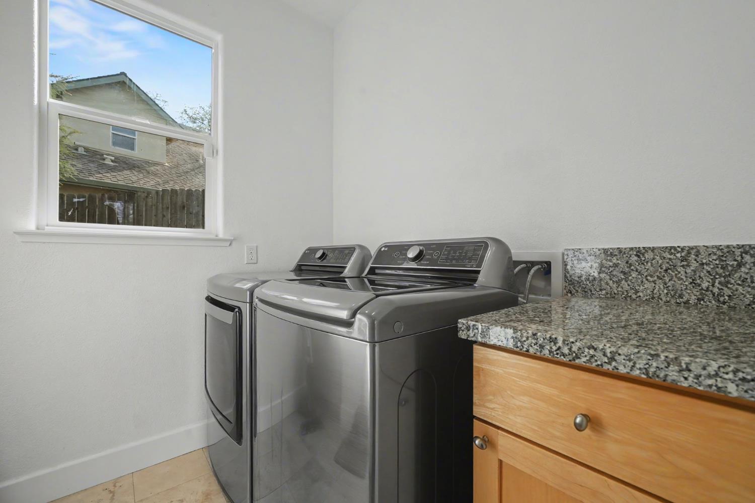 2302 Lake View Circle Valley Springs, CA 95252 - Photo 9 of 99