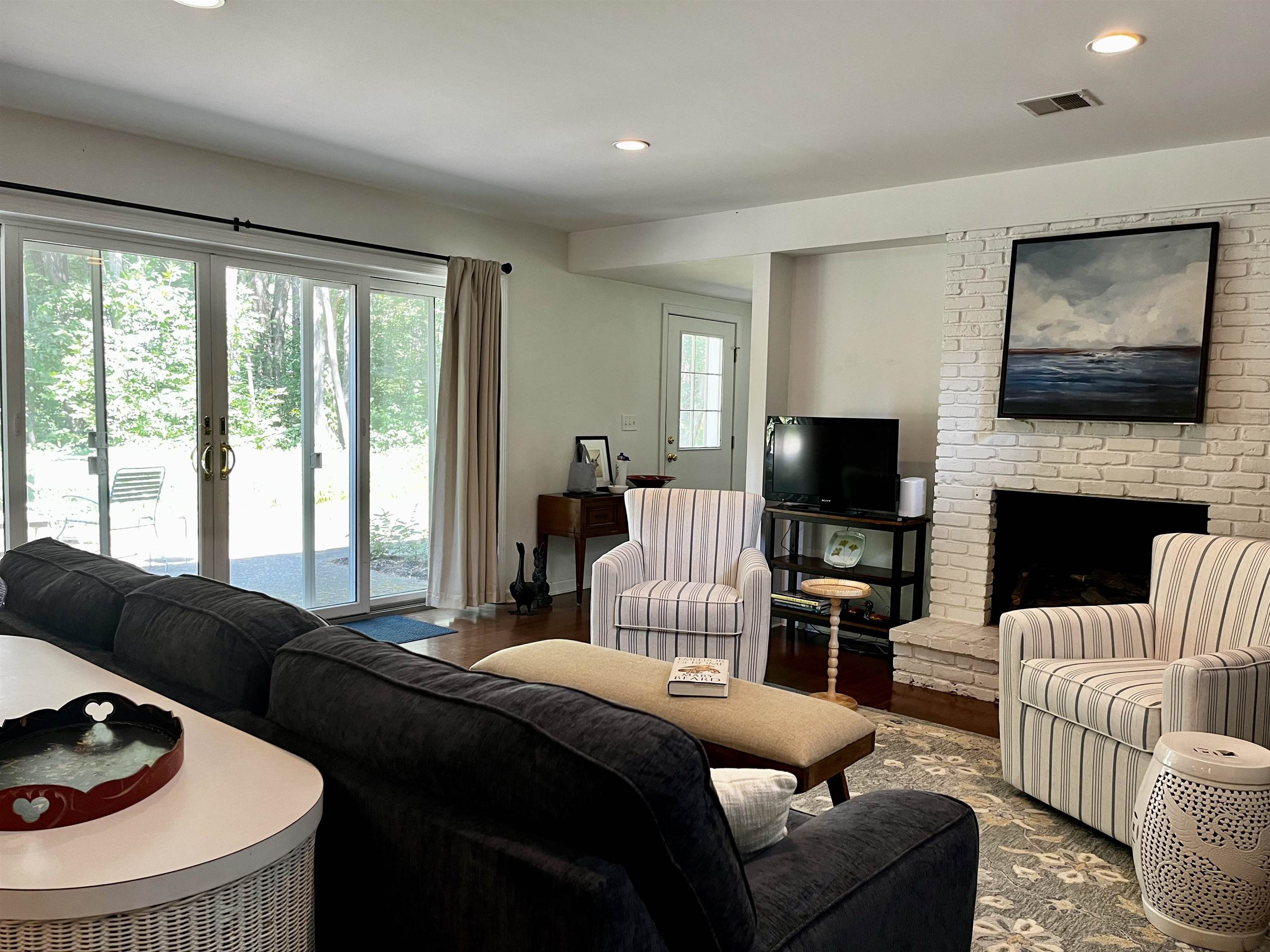 66 Woodland Road North Hampton, NH 03862 - Photo 5 of 41 Gallery Image 5