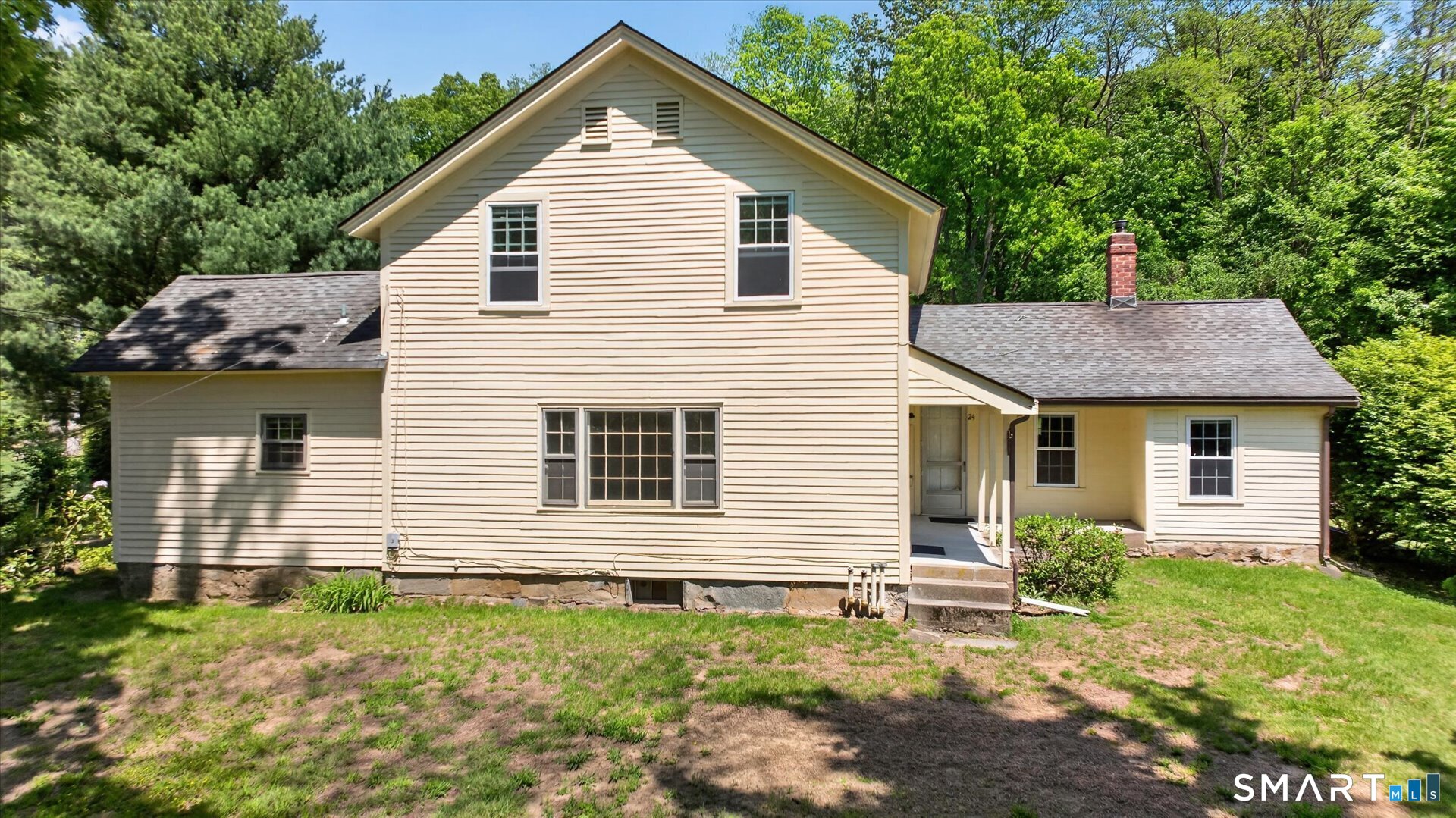 20 Huckleberry Hill Road Avon, CT 06001 - Photo 7 of 40