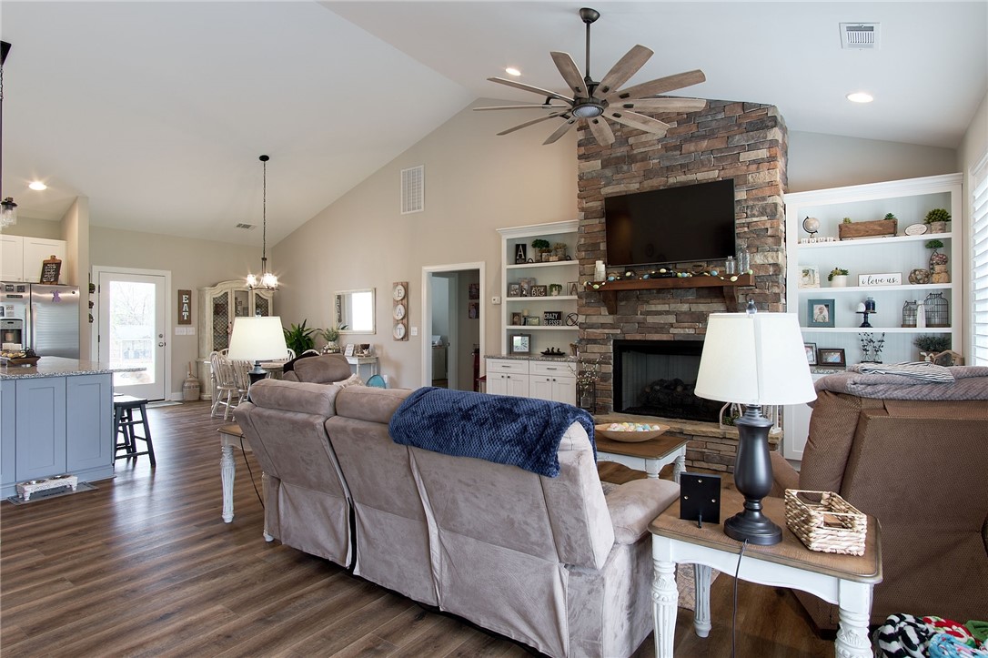 205 Nellie Road Walhalla, SC 29691 - Photo 8 of 48