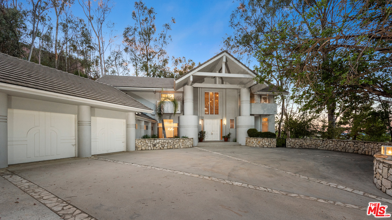 12063 Summit Circle Beverly Hills, CA 90210 - Photo 1 of 1