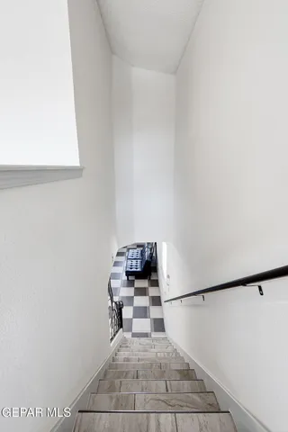 a view of a livingroom with a bench