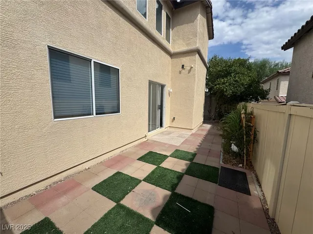$3,075 | 10342 Adrianna Avenue, Las Vegas, NV 89129