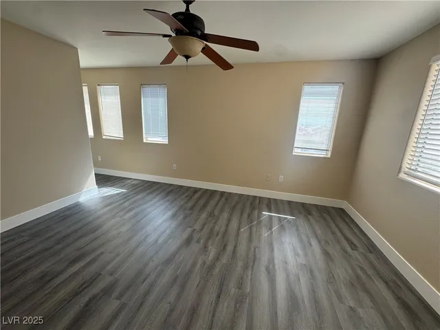 $3,075 | 10342 Adrianna Avenue, Las Vegas, NV 89129