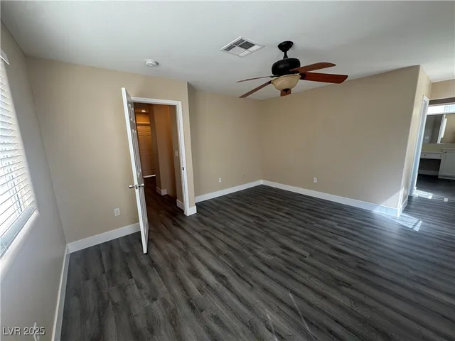 $3,075 | 10342 Adrianna Avenue, Las Vegas, NV 89129