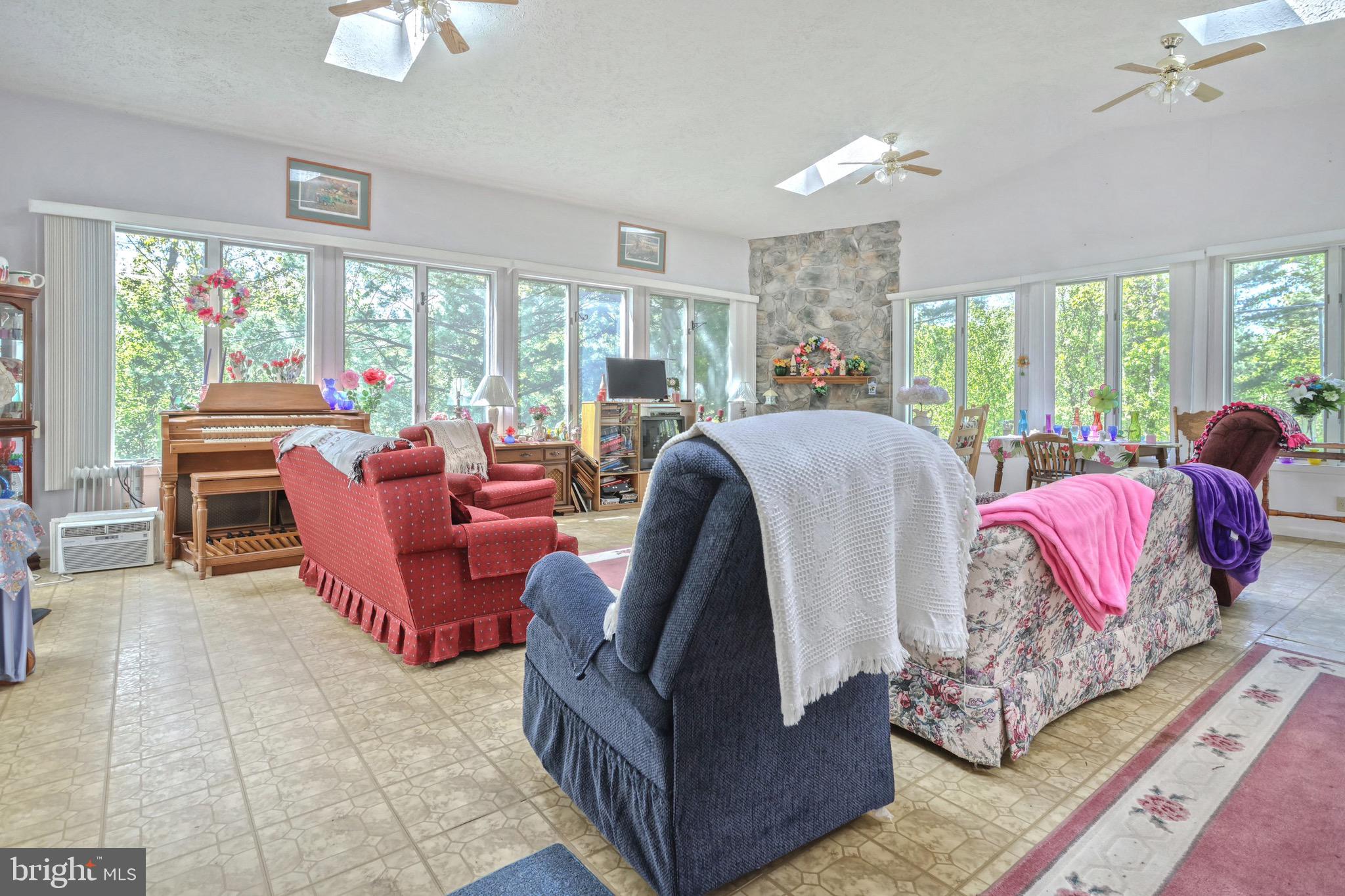 385 Church Road Orrtanna, PA 17353 - Photo 5 of 51 Gallery Image 5